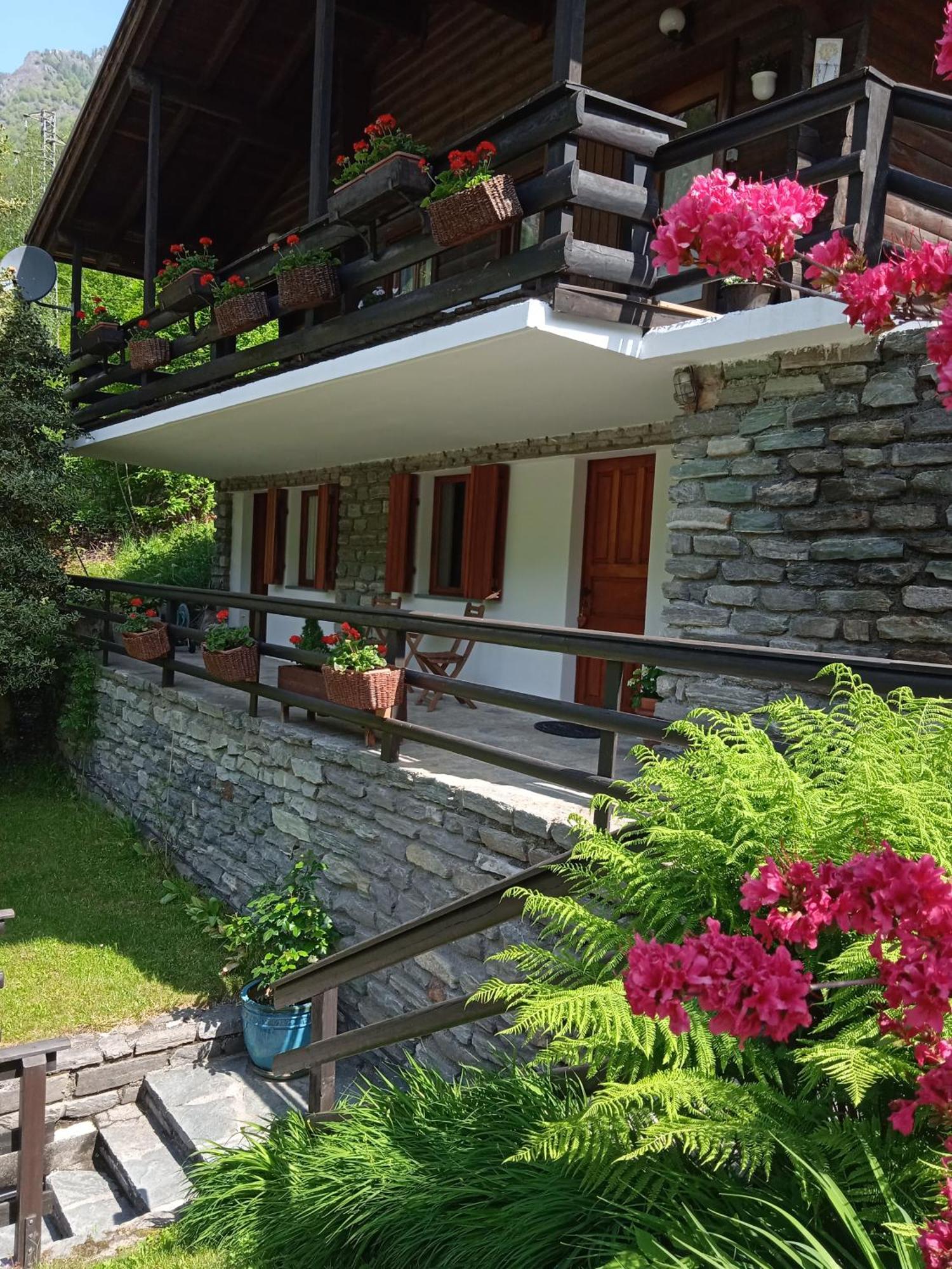 Lo Chalet Bed and Breakfast Pontboset Εξωτερικό φωτογραφία
